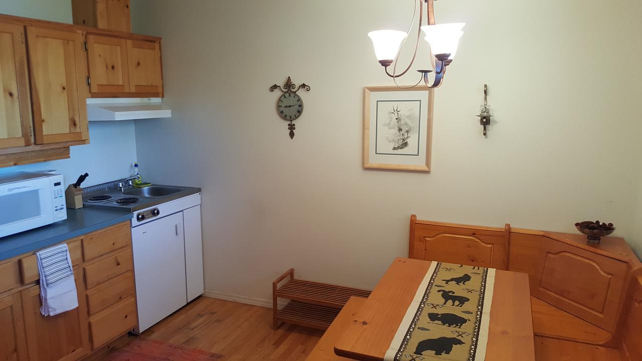 Bed and Breakfast Wettstone Guest Ranch Bridge Lake Exterior foto